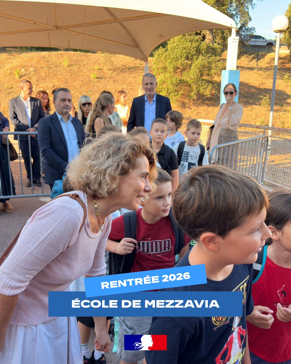 accorse's tweet photo. Un enthousiasme visible chez les élèves, ravis de retrouver leur école et pleinement partants pour cette nouvelle année.

✨Bona rintrata à tutti ! https://t.co/LA6ibeuAfL