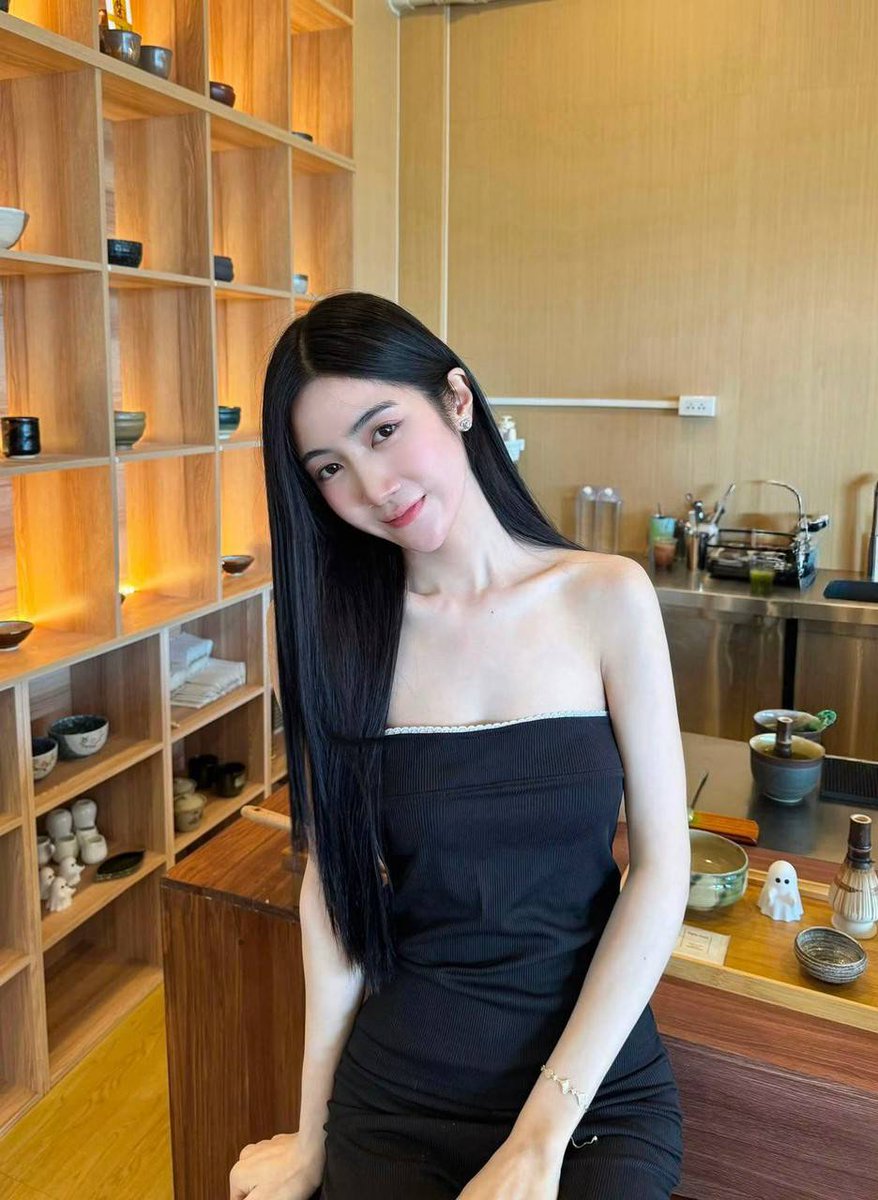 AlCaudillofh's tweet photo. 6🌷💄”ตอนแรกก็ไม่เชื่อ จนกระทั่งลองใช้เอง... ไอเทมลับที่บิวตี้บล็อกเกอร์เกาหลีโหวตให้เป็นอันดับ 1!“ 🦋 ครีมกันแดดเนื้อซูเฟล่ บางเบา คุมมันนาน 600/1  

ไอดี @775djpyi

https://t.co/hs4K2st6jT

#รับงานบางพลี #รับงานเทพารักษ์
รับงานบางพลี
🪺🍄🍄🌴 https://t.co/w8Fx4rUyYV