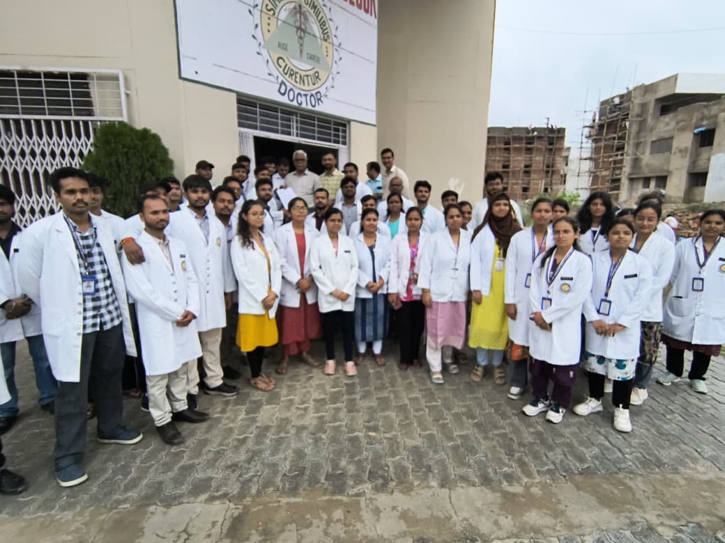 Saloni45338119's tweet photo. AYUSH Department, यह मांग किसी विशेष लाभ की नहीं, बल्कि internship के उचित मूल्यांकन और सम्मान की है।
@ayushupdept
@dayalugurubjp @SureshKKhanna @CMOfficeUP
@upayushdept @moayush
#25kforAYUSH 
#hikeAYUSHstipend 
#AYUSHInternsUP https://t.co/FjFr1GgIMA