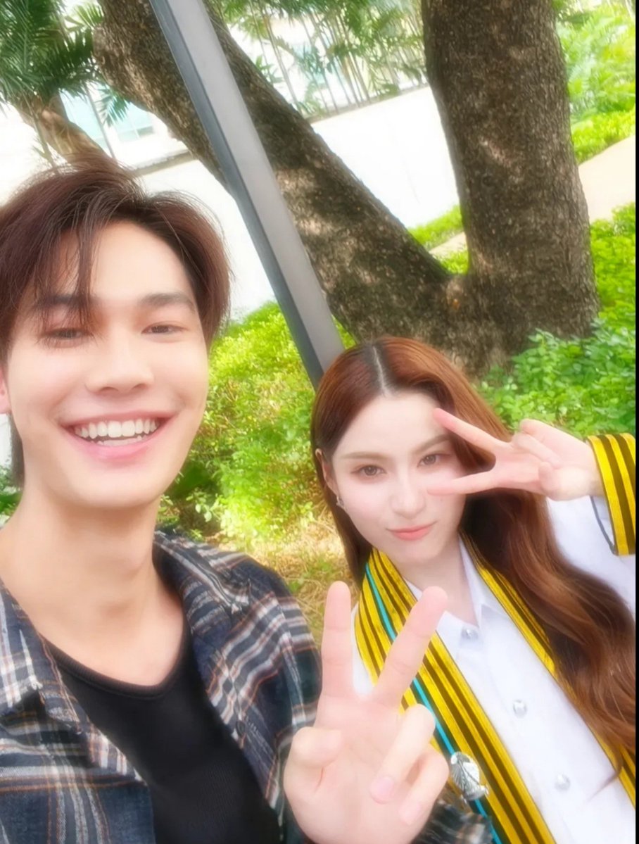 bewbeear's tweet photo. our parents 😭😭😭😭😭😭😭😭😭😭😭😭😭😭😭😭😭😭😭😭😭😭😭😭😭😭😭😭😭😭😭😭😭😭😭😭
CONGRAT PRIM NEW JOURNEY
#PrimiilyGraduationsDay
#primiily #dewprim https://t.co/Q8b7tTAMsr