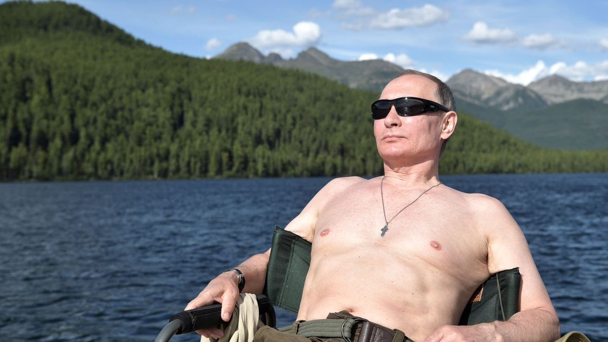 KetilJ's tweet photo. @BrianGee997 Why do you hard right fascist love Putin so much?
Wait, I know...
💕💕💕💕💕💕💕 https://t.co/TABhTYWNd5