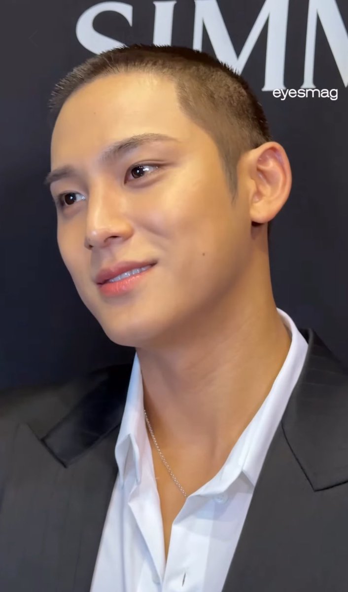 keysinurijib's tweet photo. mingyu kalbo 😵‍💫 ackkkkkkkkkk!!!! ANG POGI GAGUUUIUU https://t.co/h5flHQw6Sk