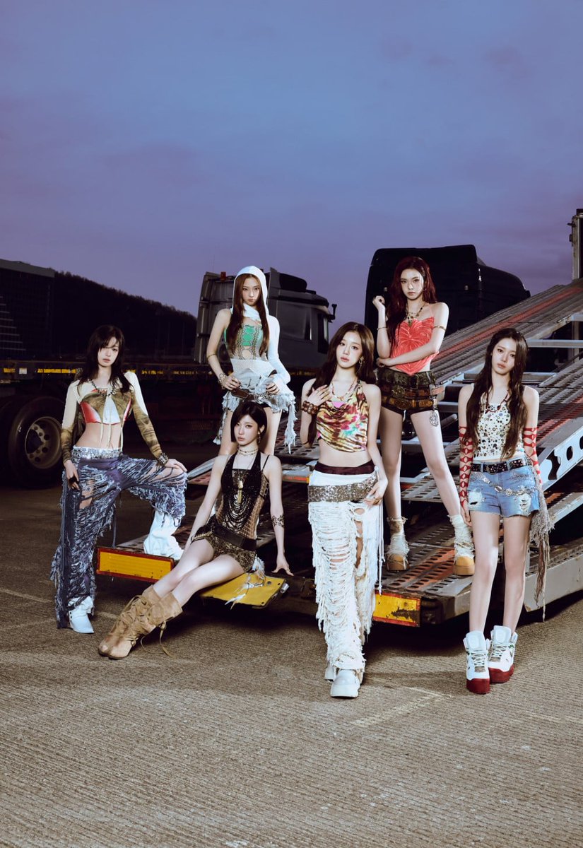 allkpop's tweet photo. #BABYMONSTER surpass 10 billion YouTube views, setting the fastest record for a K-pop girl group https://t.co/FqUo9dpOLt