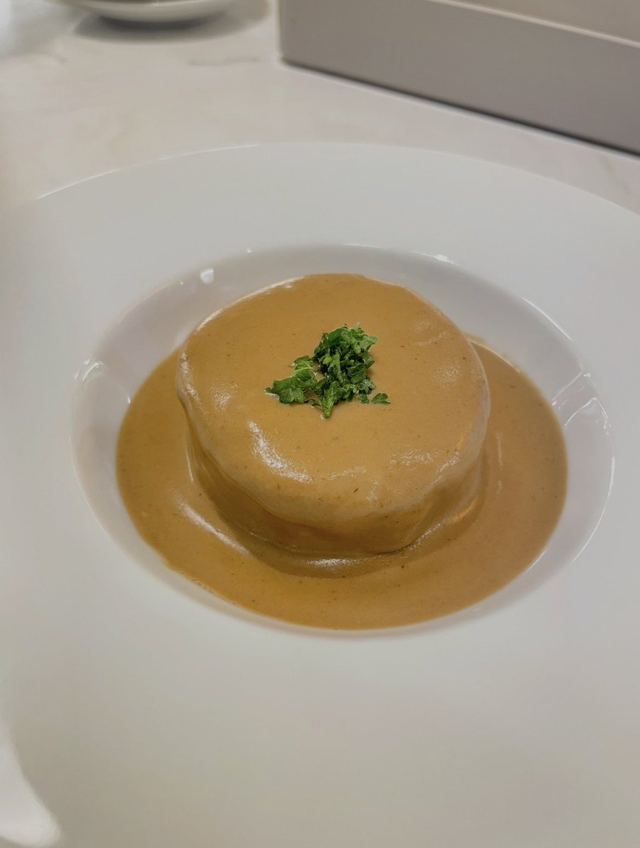 koki_gourmet's tweet photo. 【赤白】📍梅田

1枚目の写真でどこかわかる人多数🫰
もはや言葉不要。
行ったことない人悪いこと言わんから一回行っとき。笑

#梅田グルメ
#グルメ
#ビストロ https://t.co/8Vg6S4li2i