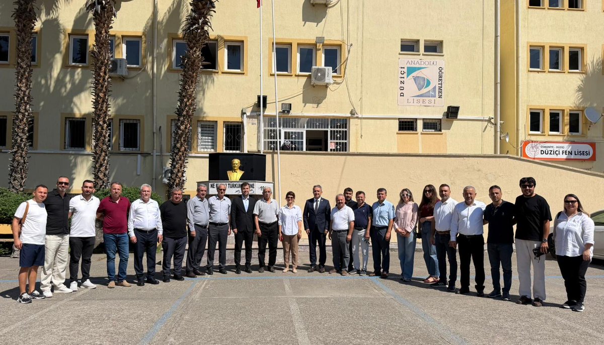 isamesihsahin's tweet photo. 📍Osmaniye Düziçi Fen Lisesi 

Bugünlere gelmemde önemli katkısı olan mezun olduğum Düziçi Anadolu Öğretmen Lisesi’sini (Düziçi Fen Lisesi) ziyaret ettim. 

Ziyaretimde öğretmenlerim ve okul arkadaşlarımla bir araya gelmekten mutluluk duydum. 

Lisemizin mezunları adına kurulan “Düziçi İrfan Çeşmesi Mezunları Derneği’nin hayırlı olmasını diliyorum.