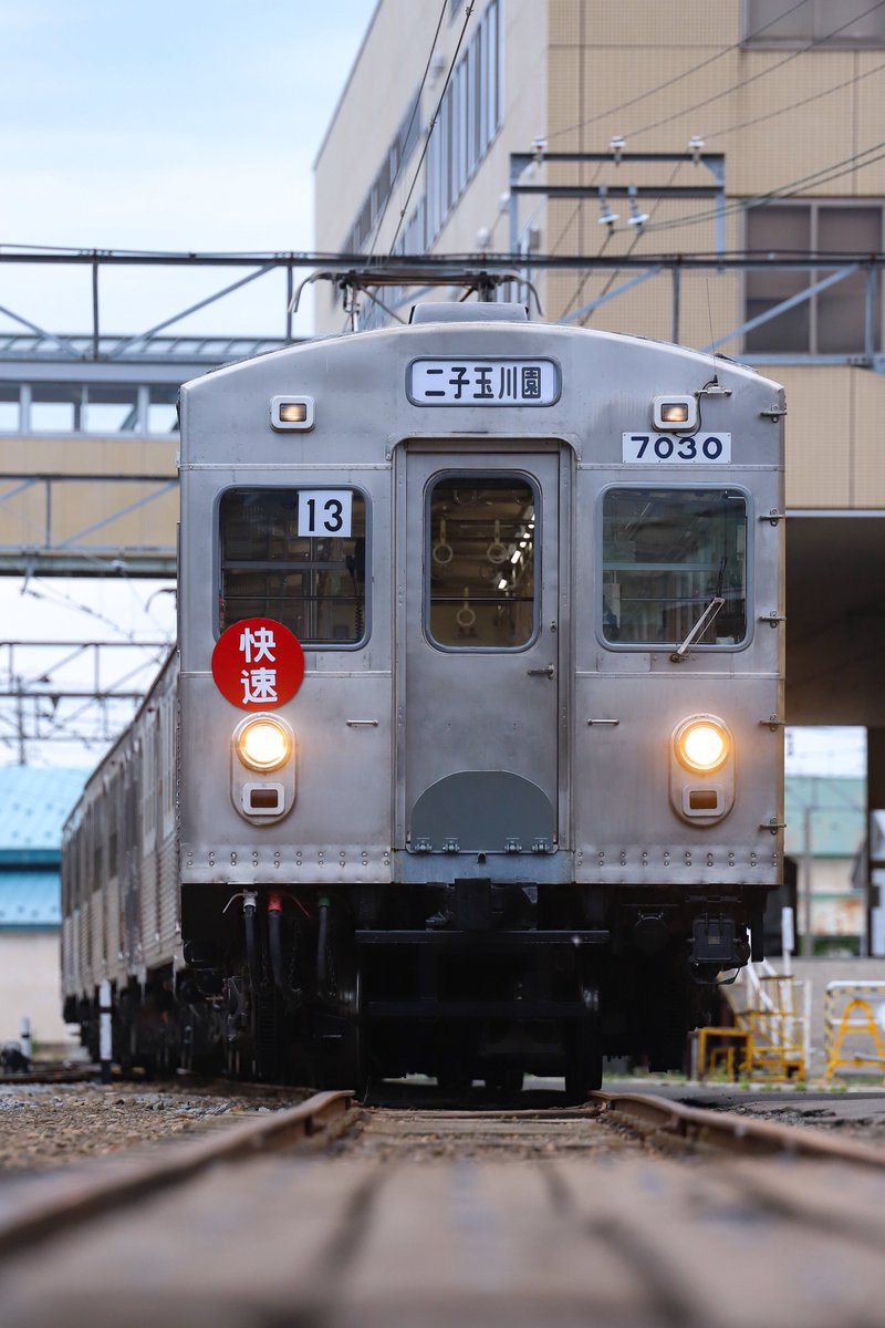 noise_canceled's tweet photo. ご縁があり、弘南鉄道で行われた貸切に参加させていただきました。
往年の東急時代が再現されとても満足度の高い貸切でした。
主催の方々はじめ関係者のみなさま、ありがとうございました！

 #Re_7000_Silver https://t.co/TMzkLEC3XK