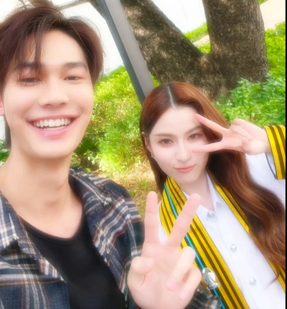 petalthornstem's tweet photo. My DEWPRIM 😭😭😭
Nobody talk to me, nobody touch me. I need at least two days to process this 😭😭😭😭😭😭😭😭😭😭😭😭😭
CONGRAT PRIM NEW JOURNEY
#PrimiilyGraduationsDay
#primiily #dew_jsu #dewprim https://t.co/9FwVnLt0gd