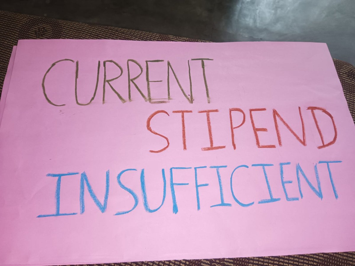 DivyaRaigd's tweet photo. "सद्दा हक़, ऐथे रख"
#25kforayushinterns 
#hikestipend 
#Ayushstipendincrement 
@moayush 
@CMOfficeUP 
@upayushdept 
@dayalugurubjp 
@SureshKKhanna 
@myogiadityanath https://t.co/pS06m6PeKO