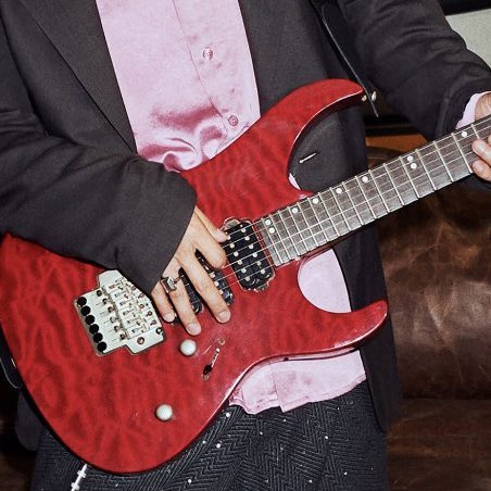 nectar_1_2's tweet photo. [나눔] 도경수가 잃어버린 그…기타 

🎸 각인 기타키링 1p + 미니뱃지 1p 
🎸방법 : RT 추첨 + 도경수 미니 4집 앨범 구매 인증자 단 1명
🎸추첨일 : 9월 8일 
🎸배송 : 반택비 당첨자 부담, 한국주소만 가능
🎸앨범 구매 인증은 당첨 후 받습니다

2026.09.08 6PM (KST)
DOPAMINE - The 4th Mini Album

#DOPAMINE #도파민 #됴파민 #DOHKYUNGSOO  #디오 #도경수사랑해