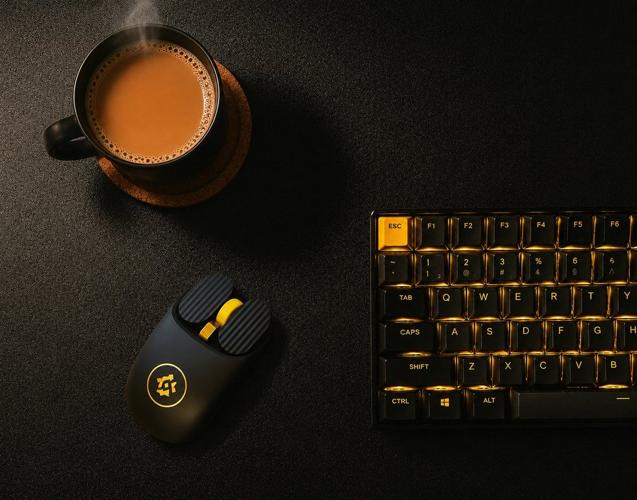 BinanceDesi's tweet photo. The GM starter pack https://t.co/lnVxHq1d9v