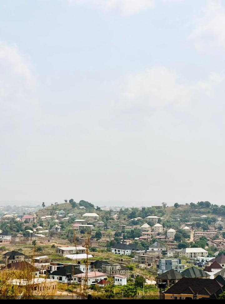 Iyoomama's tweet photo. *From The Hills Of Enugu 🕌🏛️, The Future Looks Beautiful ❤️* https://t.co/JieC2uRluI