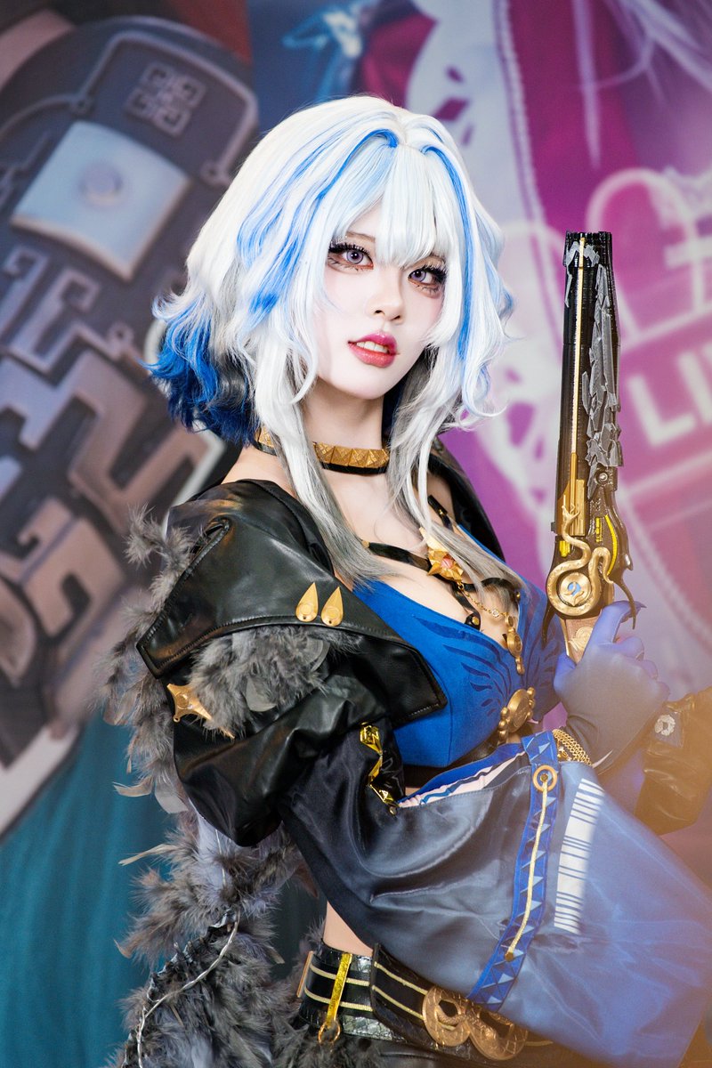 _uranus_co's tweet photo. #鸣潮 #WuWa #cosplay @hitorivo 
Galbrena🐺 https://t.co/uZbpLn3vUM