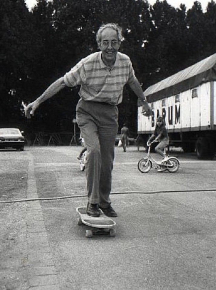 SwamiMaharaji's tweet photo. The joy is not in competition but in compassion.

Henri Nouwen https://t.co/AOcxSoeKhn