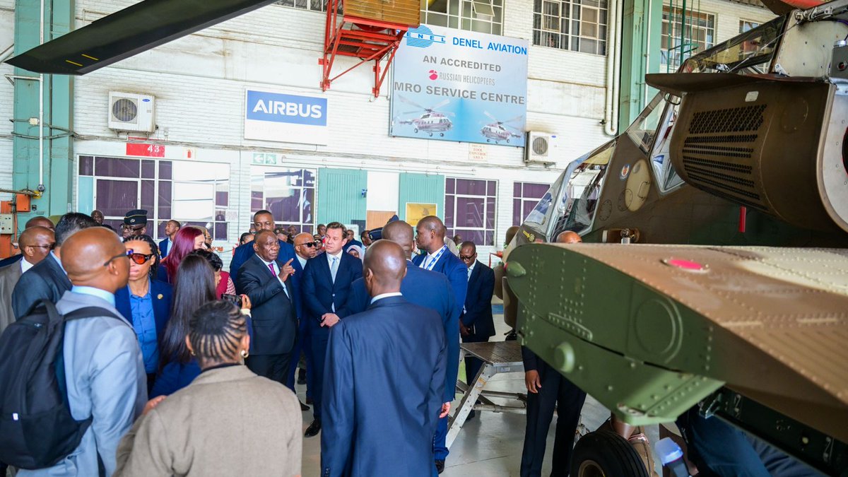 SANDF_ZA's tweet photo. President Cyril Ramaphosa Visits Denel.
https://t.co/H2QAH9FWa5
#MODMV
#SANDF https://t.co/rOnfal1CJ2