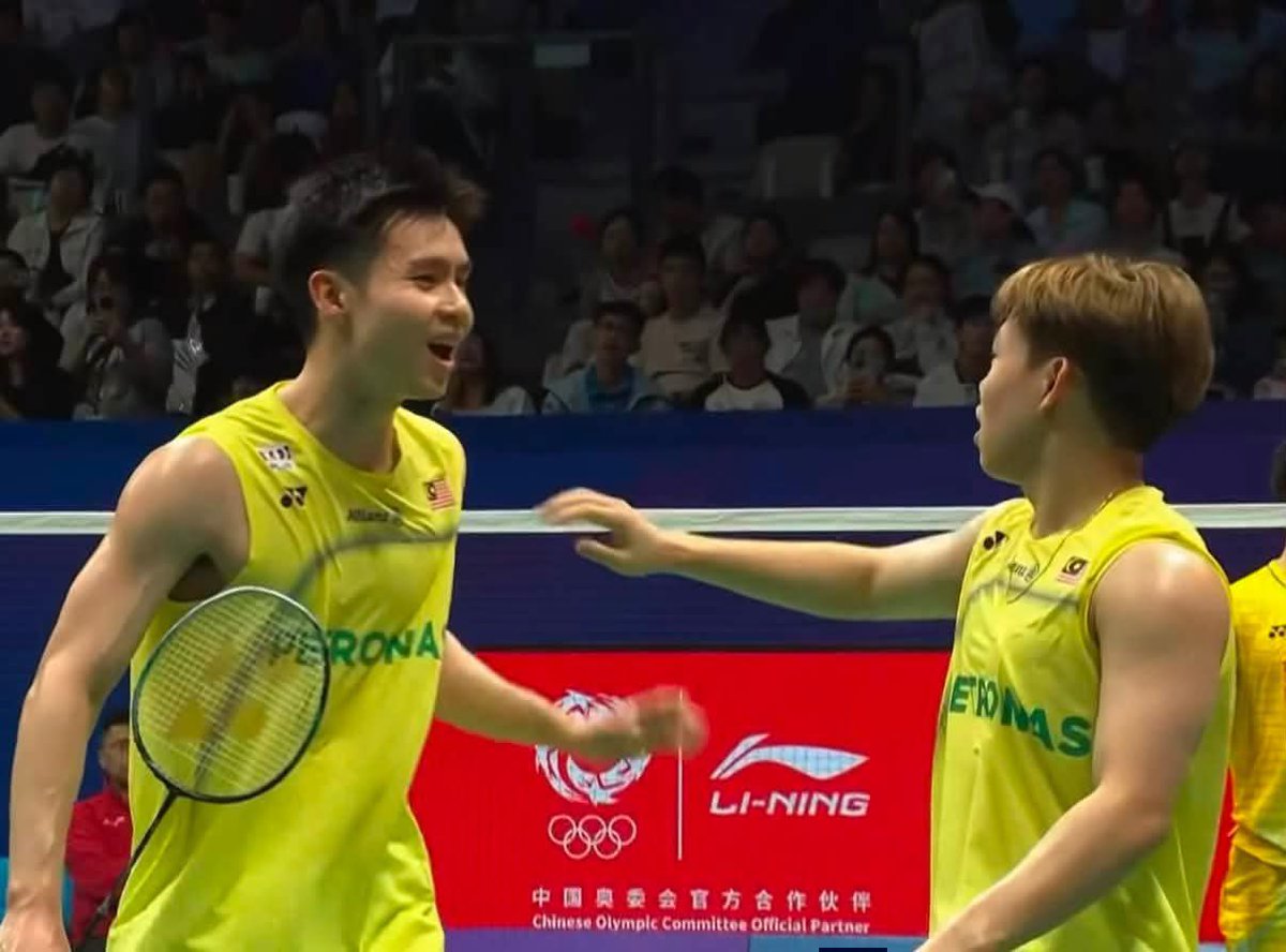PYW050122's tweet photo. Body Bump ๐
๐
#SohWooiYik #AaronTai #ChinaMasters2026 https://t.co/WTu3aAXWZK