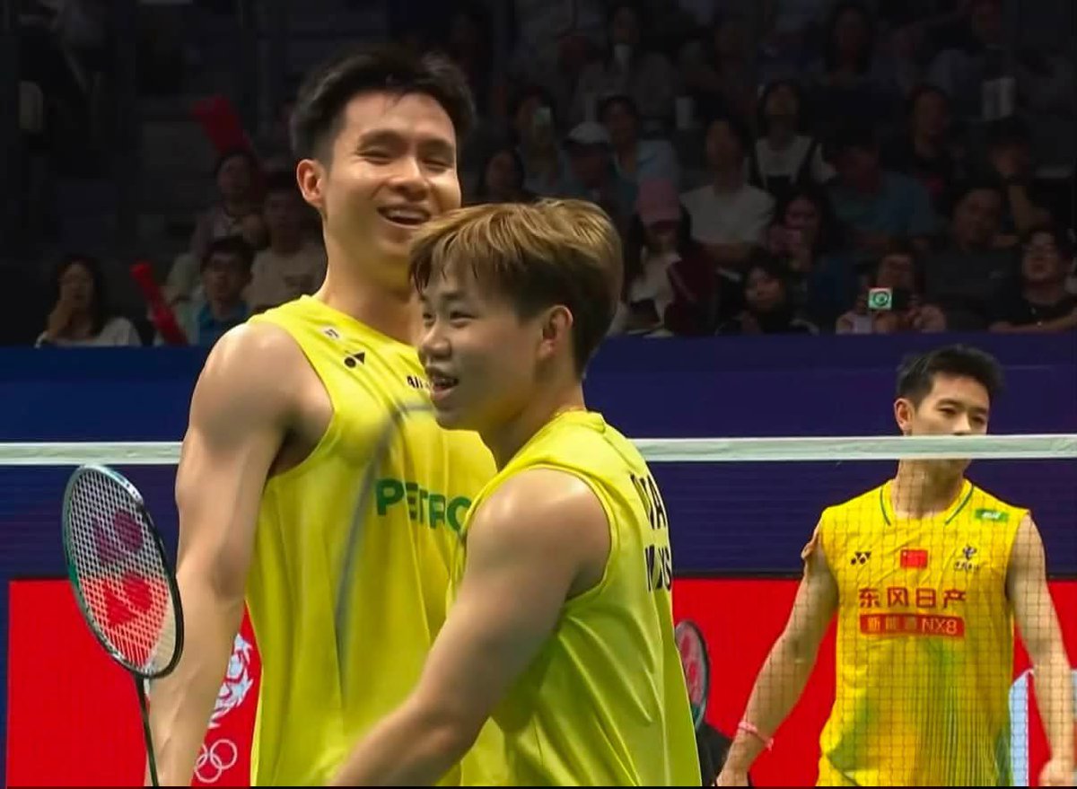 PYW050122's tweet photo. Body Bump ๐
๐
#SohWooiYik #AaronTai #ChinaMasters2026 https://t.co/WTu3aAXWZK