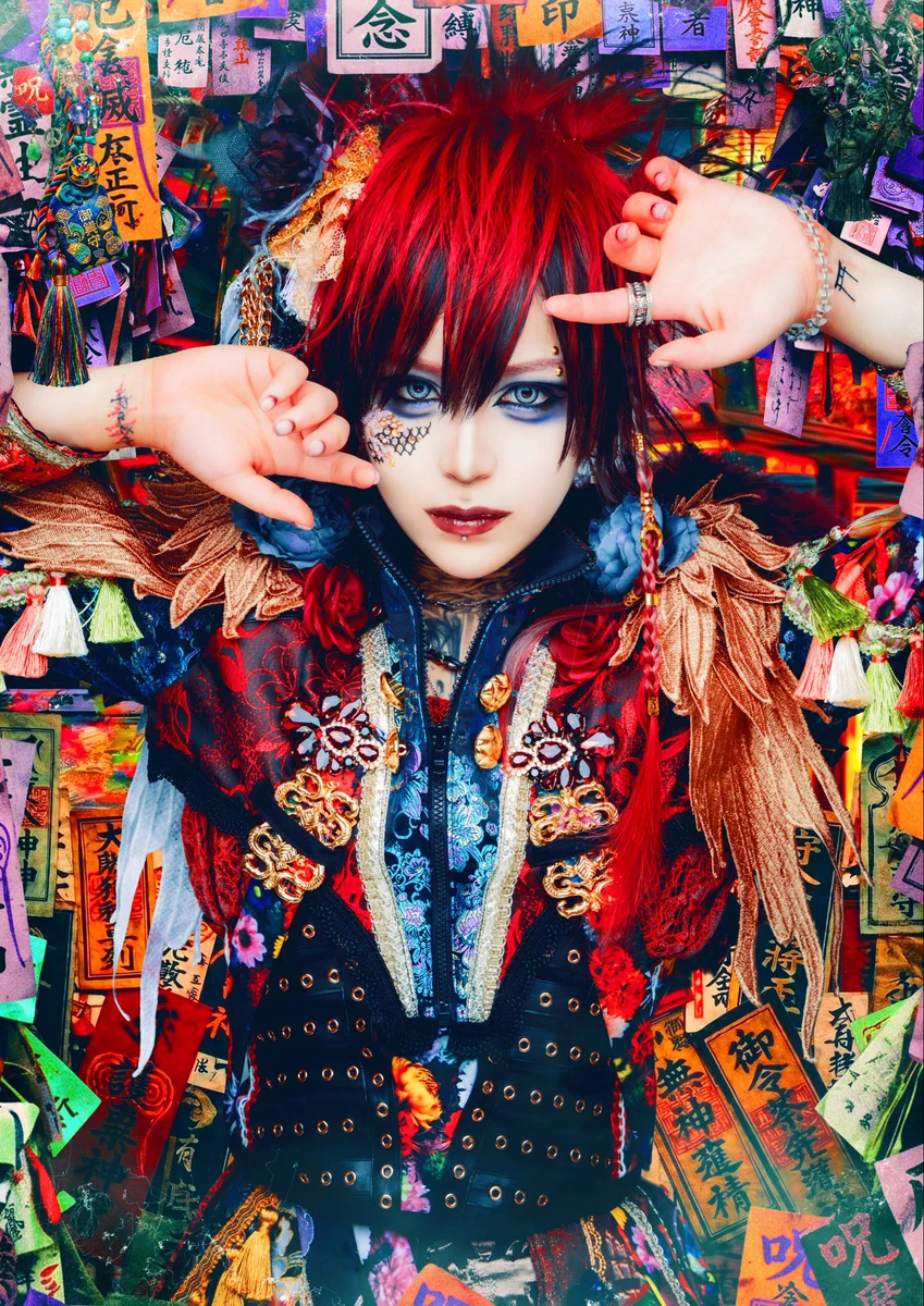 マザリ 真鬼マナセ 生誕アクスタ 四代目衣装 HRR9jQfboAAFkY8?format=webp&