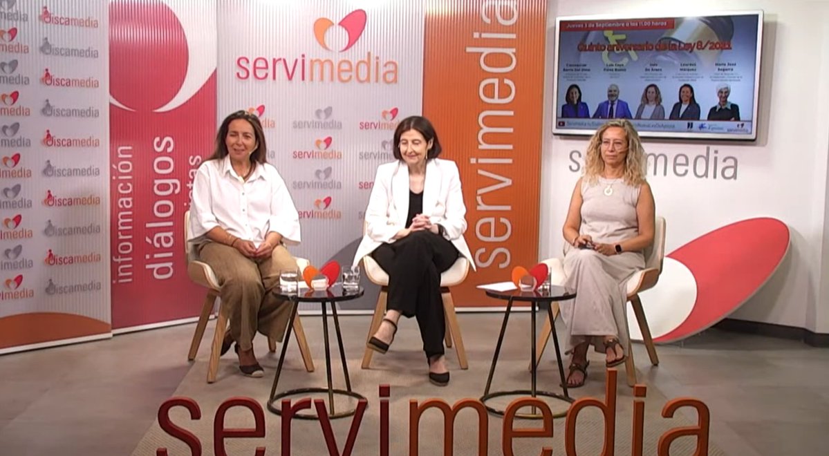 ServimediaLive's tweet photo. 👋Presenta @gonzalezhuesa a los ponentes de este #DiálogoServimedia

♿️María José Segarra dice que esta ley "ha cambiado mucho la forma de ver a las personas con discapacidad"

📺Síguelo👇
https://t.co/vh3mCPN7Vb https://t.co/QC6FB25gfO