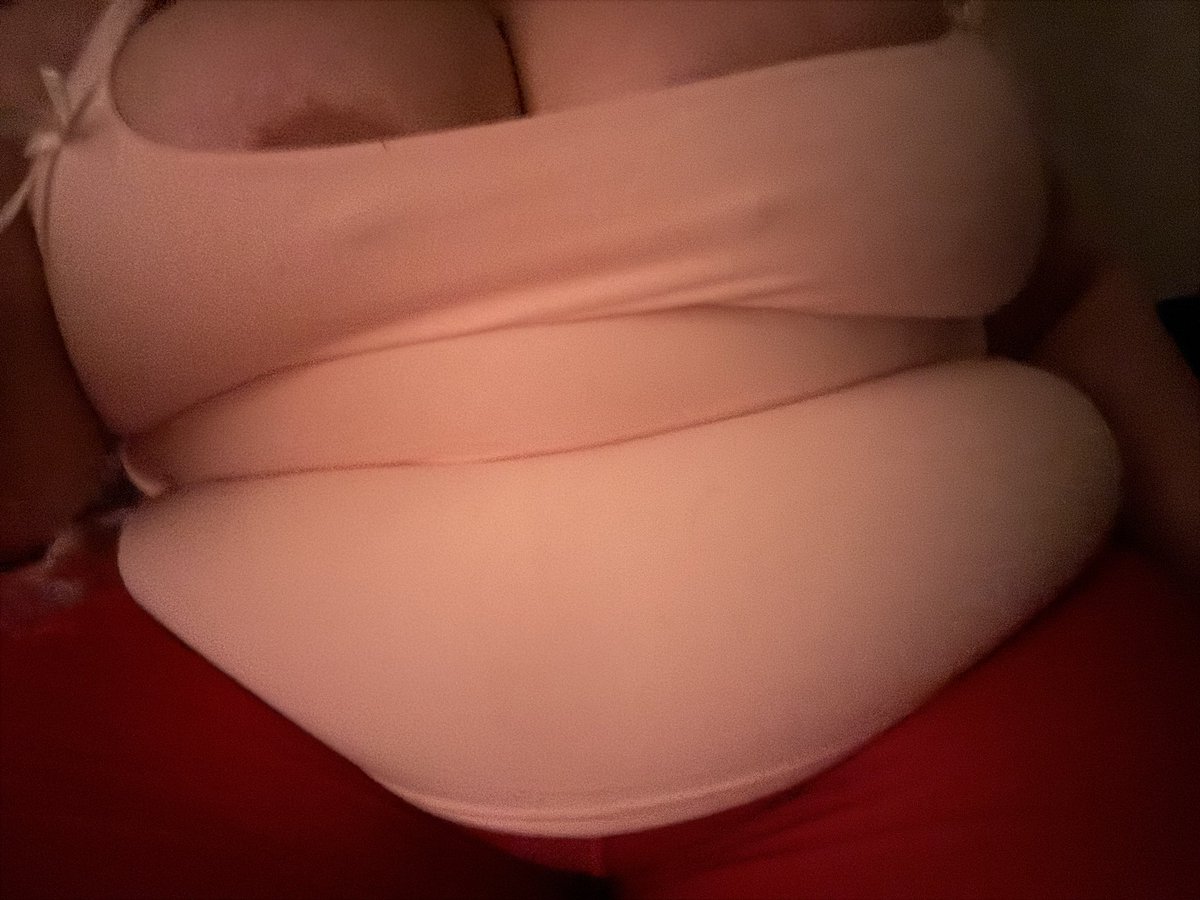 ChubbyBunnyX0's tweet photo. https://t.co/bB6ix9dWTk