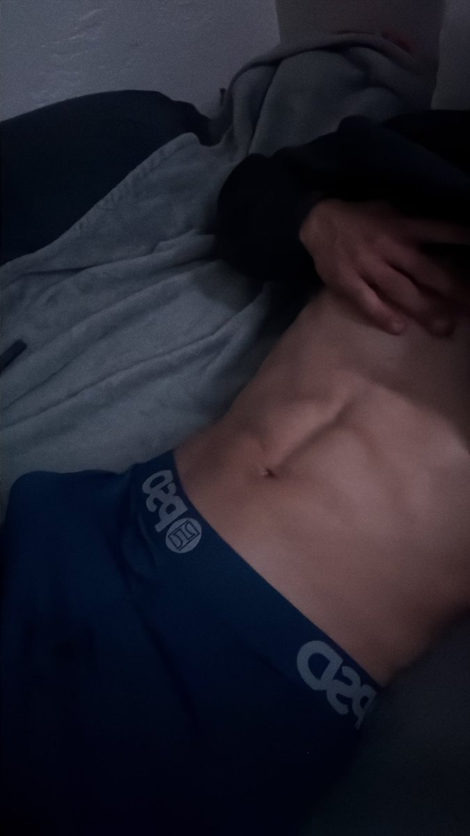 thatguy505082's tweet photo. Who wants to see it #gooner #goon #trade #freaky #freaks #freak #cum #cock https://t.co/MAn3kVOK3X