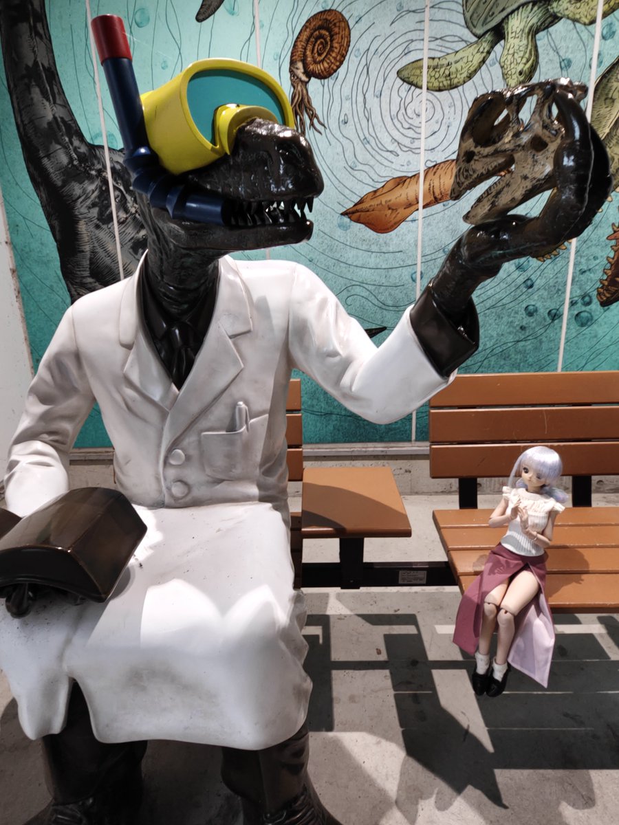 F8e916uNVPhoXax's tweet photo. 今日はお休み状態のふくチャリ
陽ちゃんと優空ちゃんが待機中🚴
他のメンバーはどこにいるのかな❓

フィーナは近くの恐竜博士とお話し中🎵 https://t.co/yMHRj6OLWi