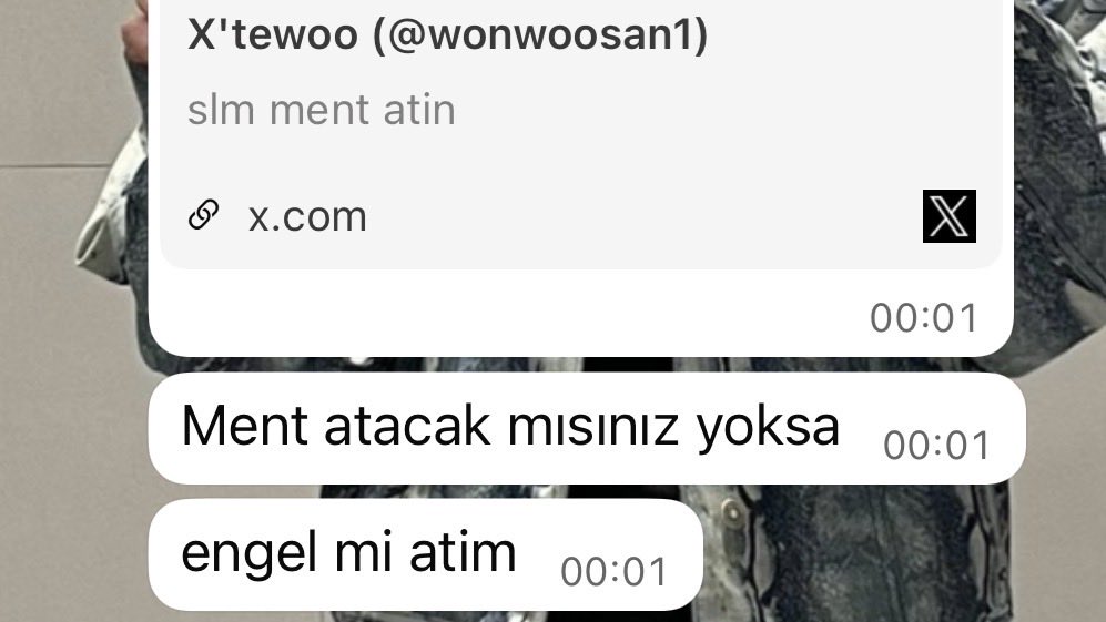 lunaahoon's tweet photo. @wonwoosan1 sabah uyanır uyanmaz ment atmamdaki tek sebep zorbalanıyo olmamız 9 yaşındayım ve çok korkuyorum https://t.co/bhVpA7ILzW