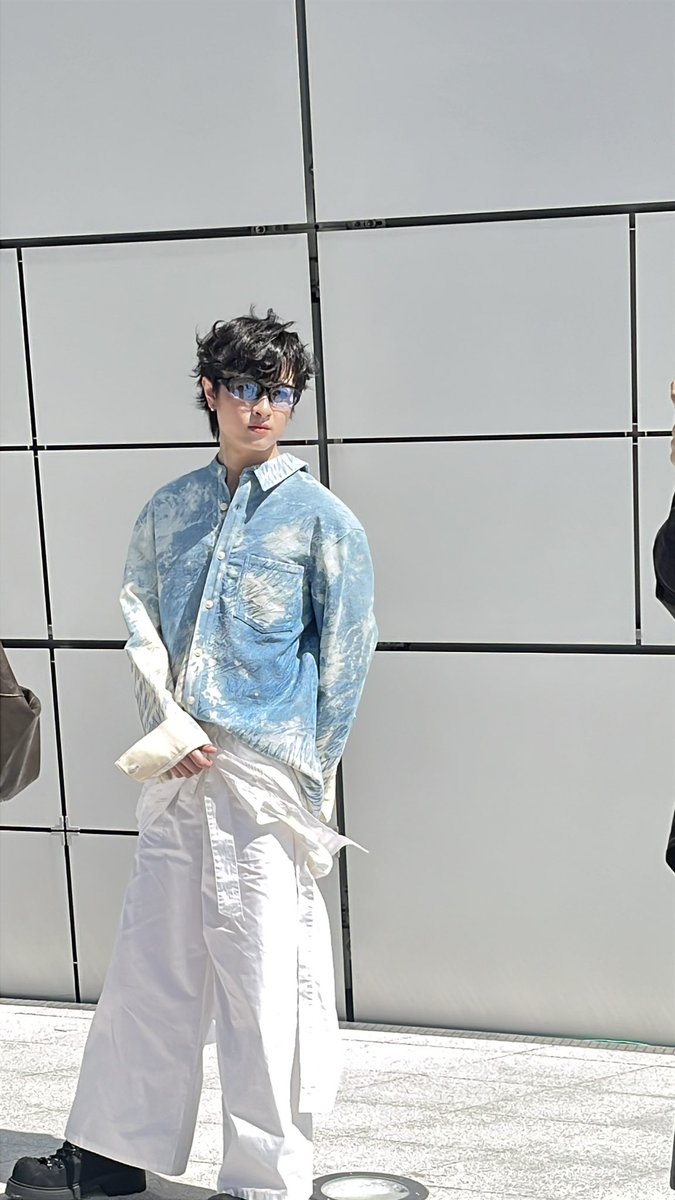 14jgur's tweet photo. เวฟมาแล้วคับบ เท่มากกก

#MMAMSS27xWAVE
#MMAM
#seoulfashionweek2027ss
#waavetnp https://t.co/u1joX6UcJC