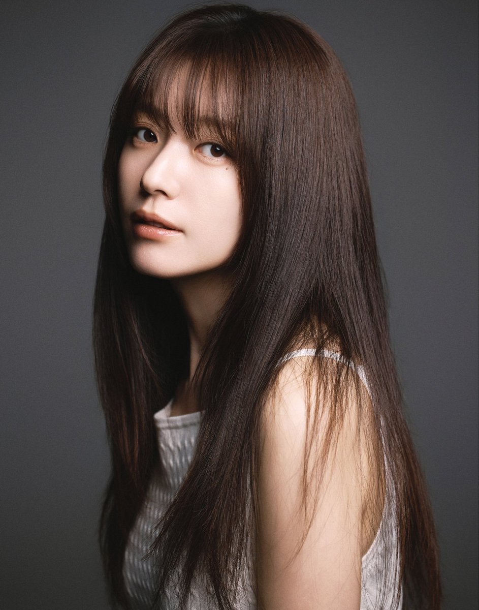 hyovrse's tweet photo. #HanHyojoo new profile in hd posted by her makeup artist 📸 https://t.co/vJiMLV58A5