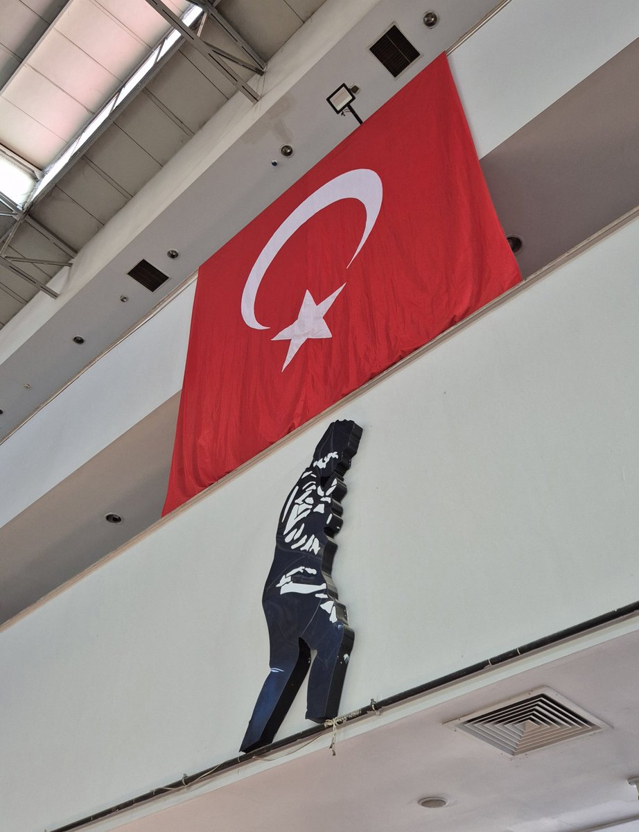 masal_1938's tweet photo. Sen hiç gitmedinki.!!!
Sadece Gözlerimden kalbime taşındın.
Önceden bir yerdeydin.!
Şimdi baktığım her yerdesin..#ATAMMM🇹🇷🇹🇷🇹🇷 https://t.co/ygKY7v2fRP