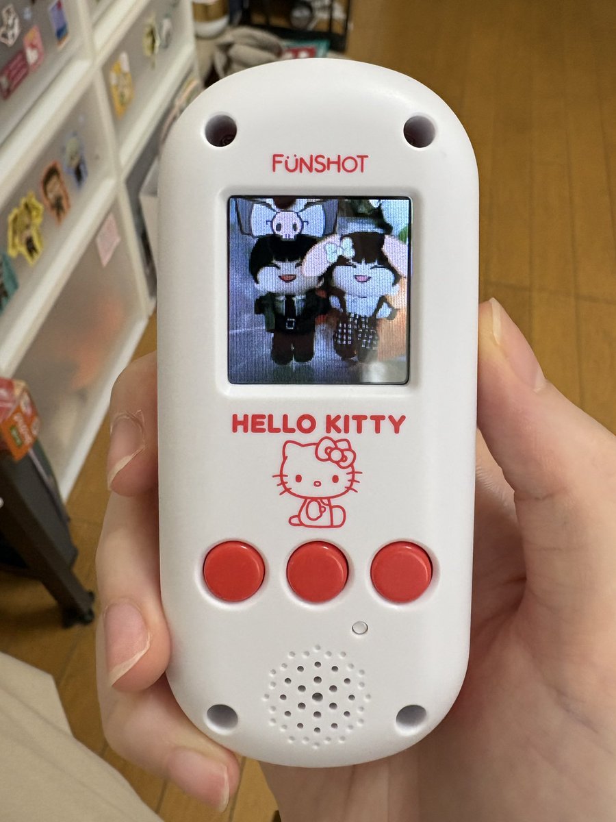 lsy191029's tweet photo. 新しいおもちゃ🧸
ちょっと暗くない?ww
#保科宗四郎 #サンリオファンショット #funshot https://t.co/XC4QsF1xNR