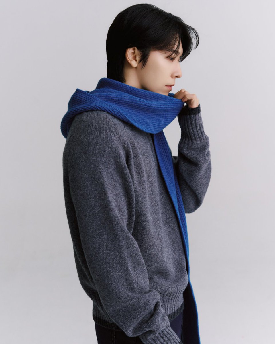 TheLees_HyukHae's tweet photo. 260903 tempusstudio

OMG, Lee Donghae looks so sentimental here 🥹💙

TEMPUS STUDIO 26 F/W
#DONGHAE #동해 

Top - Natural Wool Crewneck Sweater [Grey]
Bottom - Regular Fit Jeans [Indigo]
Acc - Cashmere Wool Blend Hooded Muffler [Blue]

TEMPUS STUDIO SEOUL POP-UP
09.04(Fri) — OPEN

coming soon.