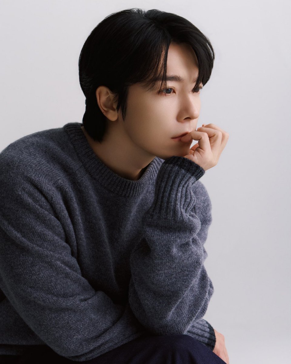 ShaleHaeHae's tweet photo. The face card! Congratulations, TEMPUS, for having an owner this handsome ✨

#DONGHAE #동해

TEMPUS STUDIO 26 F/W
Top - Natural Wool Crewneck Sweater [Grey]
Bottom - Regular Fit Jeans [Indigo]
Acc - Cashmere Wool Blend Hooded Muffler [Blue]

TEMPUS STUDIO SEOUL POP-UP
09.04 (Fri) - OPEN
coming soon.