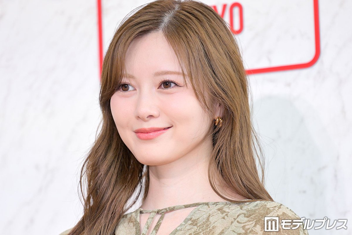 modelpress's tweet photo. 白石麻衣、心配性ゆえの旅行事情明かす
https://t.co/rXzEW7RoZh

「今はベルギーに行ってみたくて。チョコレートが大好きなので本場に行って美味しいチョコレート巡りをしたい」と口に。また、心配性だと明かし「もしものために（荷物を）多く持って行くことが多くて。洋服も着ないのに2泊分多く持って行ってしまう」と話した。

「MICHAEL KORS」（マイケル・コース）
ポップアッププレビュー✨