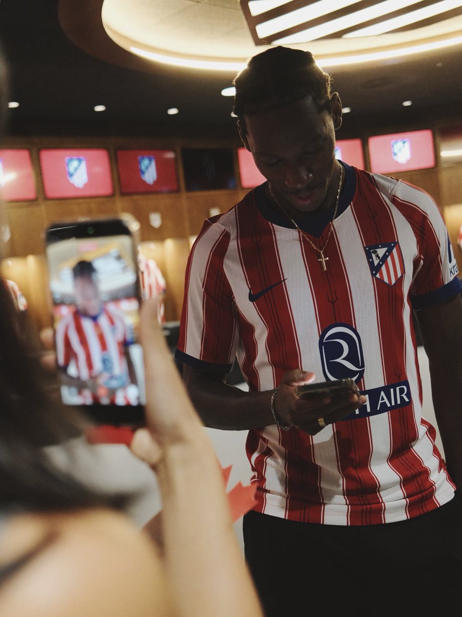 AtletiFocus's tweet photo. 🔴⚪️ He only had one bad season (Last one in Italy) but the previous 3 were absolutely top notch. If he recovers his form, signing him for €25m next year could end up being an absolute bargain (Given the current market prices) and the worst that can happen is that he doesn't… https://t.co/Y2khm3kLsS