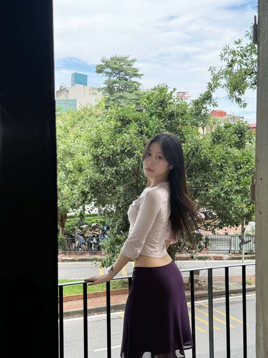 Ciize155cm's tweet photo. ห้ะ? https://t.co/AH969YRffM