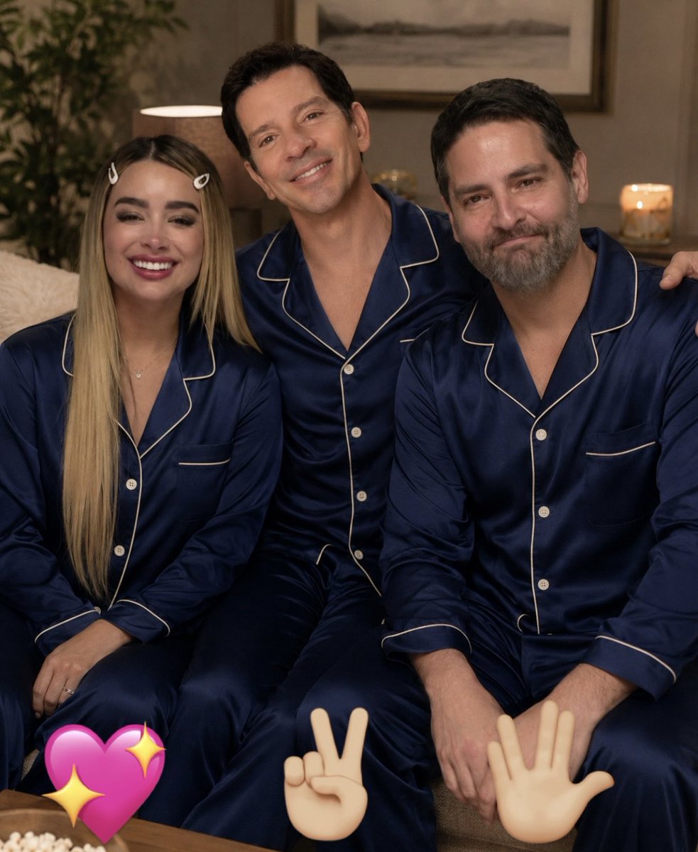 valextams's tweet photo. Que cosas! Genuinamente le tocaba ya salir a Cynthia o a Erny!!!! Nos caiga mejor o peor, todos los je actualmente están en la placa, para bien o mal generan algo a la casa! Se viene placa fuerte!! Full votos a Memo, Yahir y Brianda 🖖🏼✌🏼💖 #LaCasaDeLosFamososMéxicoMx #LCDLFM4 https://t.co/pS3pnV1DQs