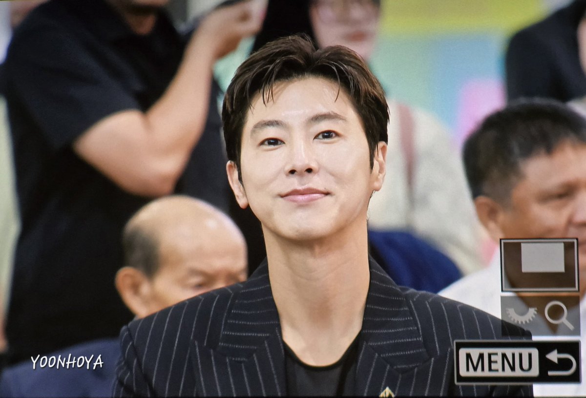 YOONHOYA_COM's tweet photo. 260903 JICC 오프닝 세러모니 윤호 (2)

#유노윤호 #정윤호 #UKNOW #TVXQ! https://t.co/xzVGX4DjWb