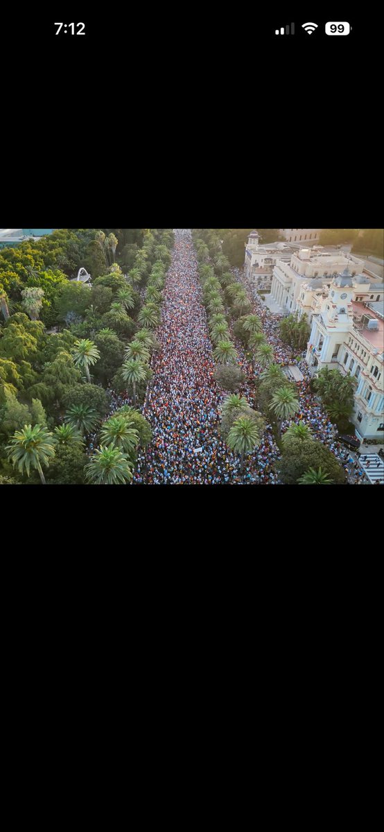 ignacio_fitz's tweet photo. @montseminguez Eres basura Montse. VIVA CEUTA. https://t.co/8f2pmBFXJU