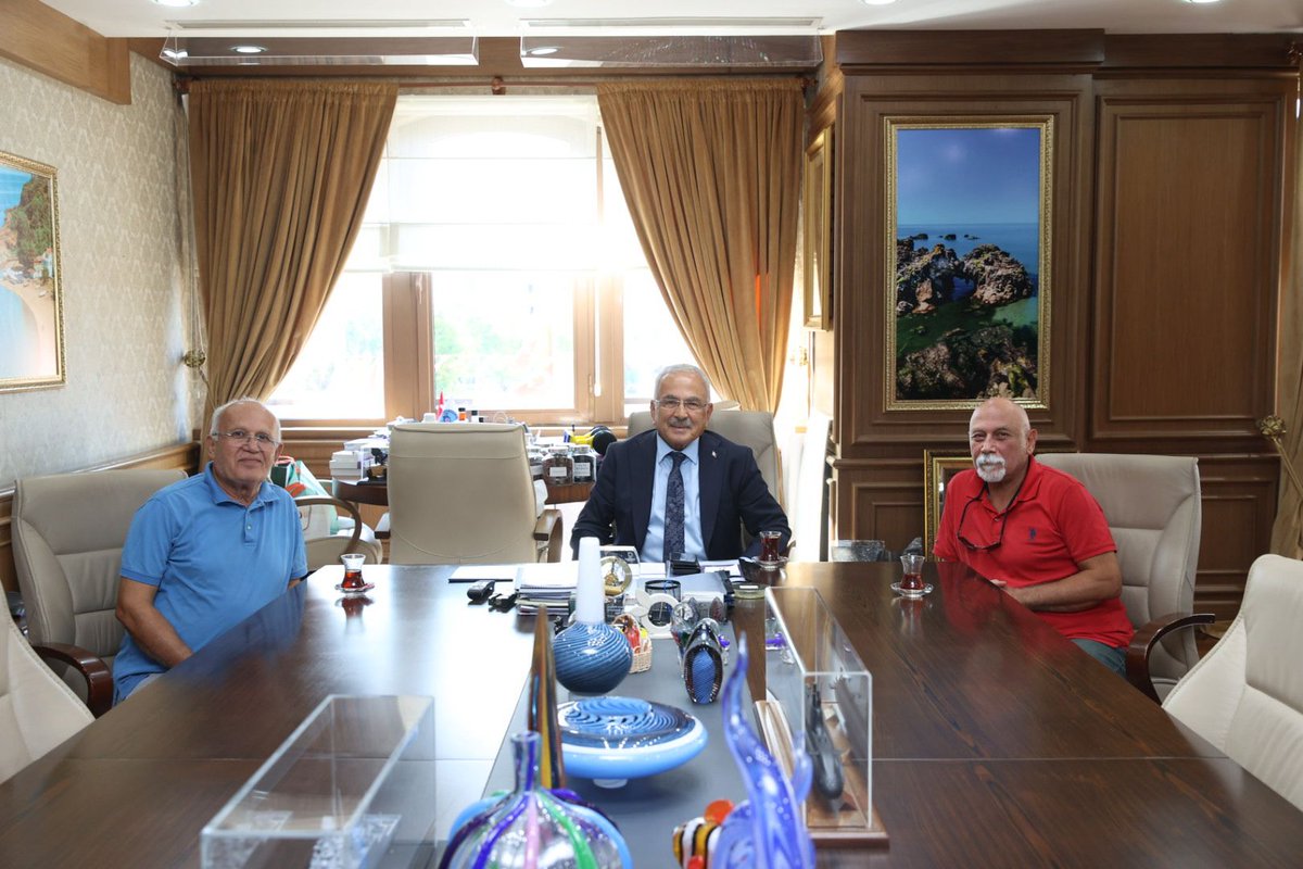 OrduBBld's tweet photo. Eyüp Tunç ve İlyas Tunç misafirimiz oldular.

Değerli misafirlerimize nazik ziyaretleri için teşekkür ederiz. https://t.co/Noyb4oUkHy