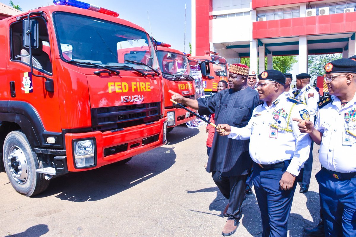 tosynozee's tweet photo. Hon. Olubunmi Tunji-Ojo pledged faster emergency and fire response, and backed it up with new fire engines and rapid-response vehicles. Today, FFS response times have improved significantly.
#RenewedHope
#BTOatWork https://t.co/zBdCez5TO4