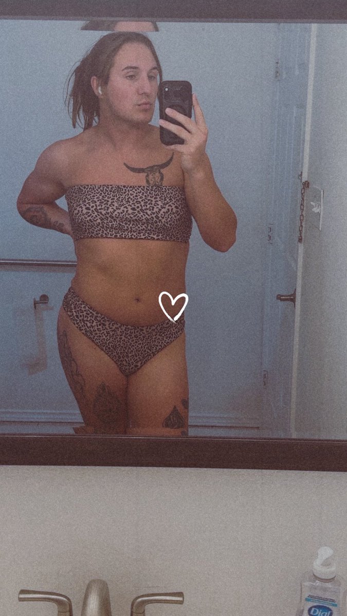 Gryphyn_69's tweet photo. If you saw me in the hotel pool wyd? 🏳️‍⚧️ #trans #mtf #freedom #bikini https://t.co/BBM9w5r59b