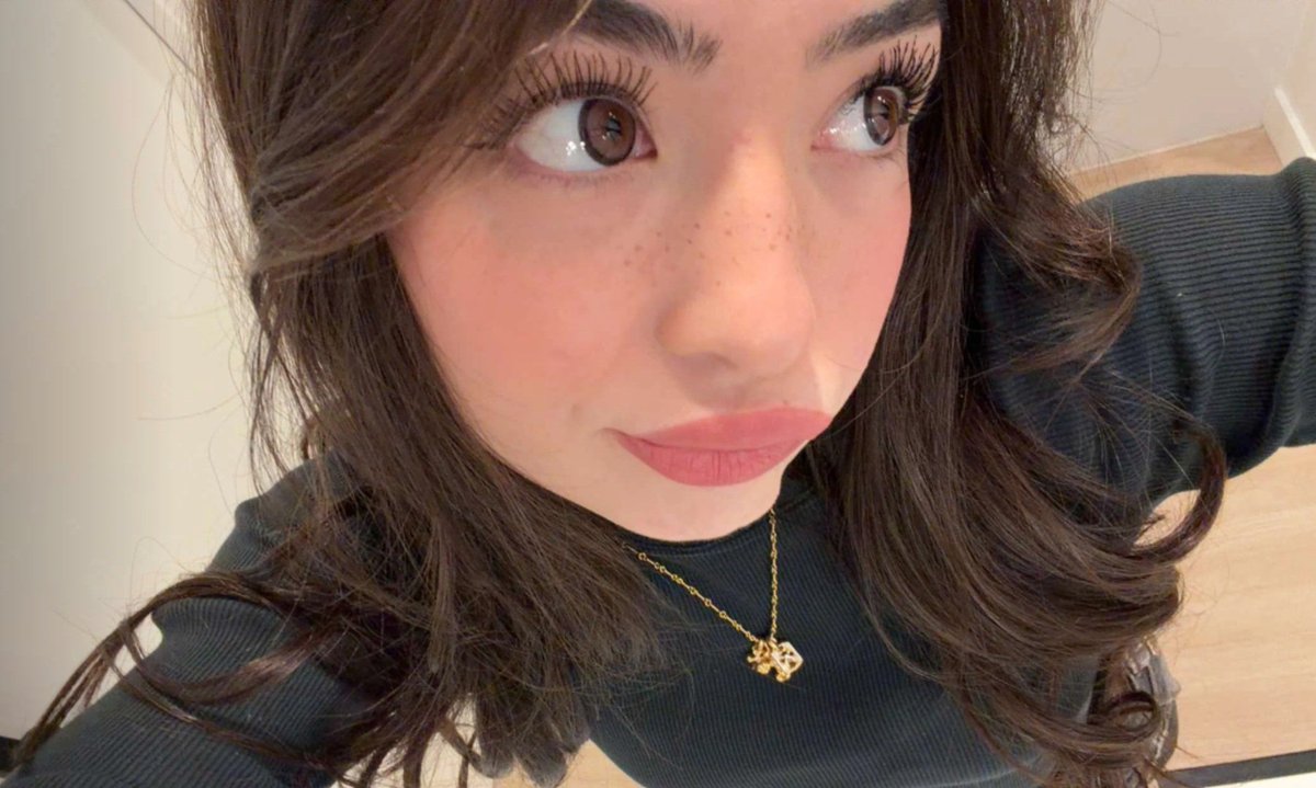 S4kLover's tweet photo. Sakura is perfect faceporn 🥴💋 https://t.co/dTAyf8XHax
