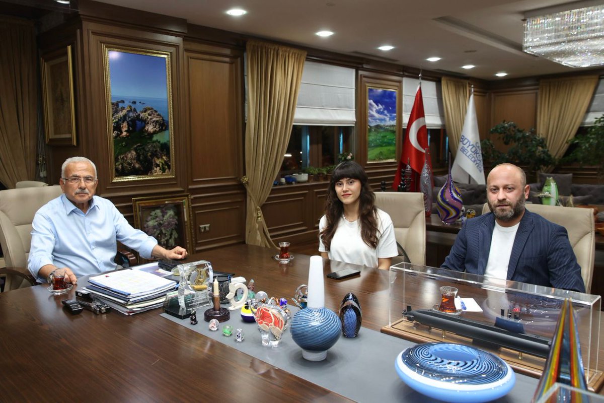 OrduBBld's tweet photo. Ordu SUP Spor Kulübü Başkanı Ayfer Yarış misafirimiz oldu.    

Değerli misafirimize nazik ziyaretleri için teşekkür ederiz. https://t.co/HUb1cQ4CIw