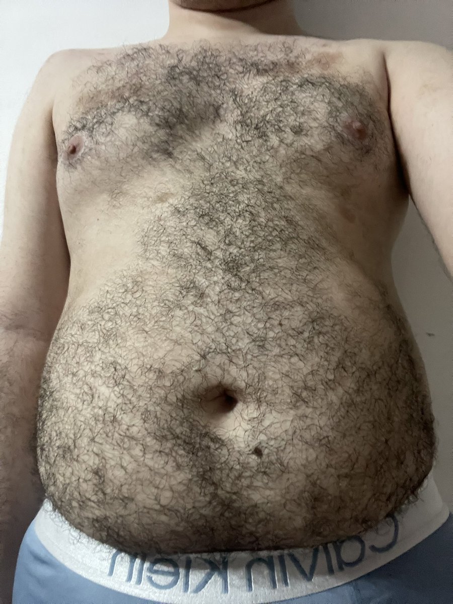 Phattxican's tweet photo. You think i’m wide or i’m still thin?  🤔 https://t.co/kOU3wtnWRu