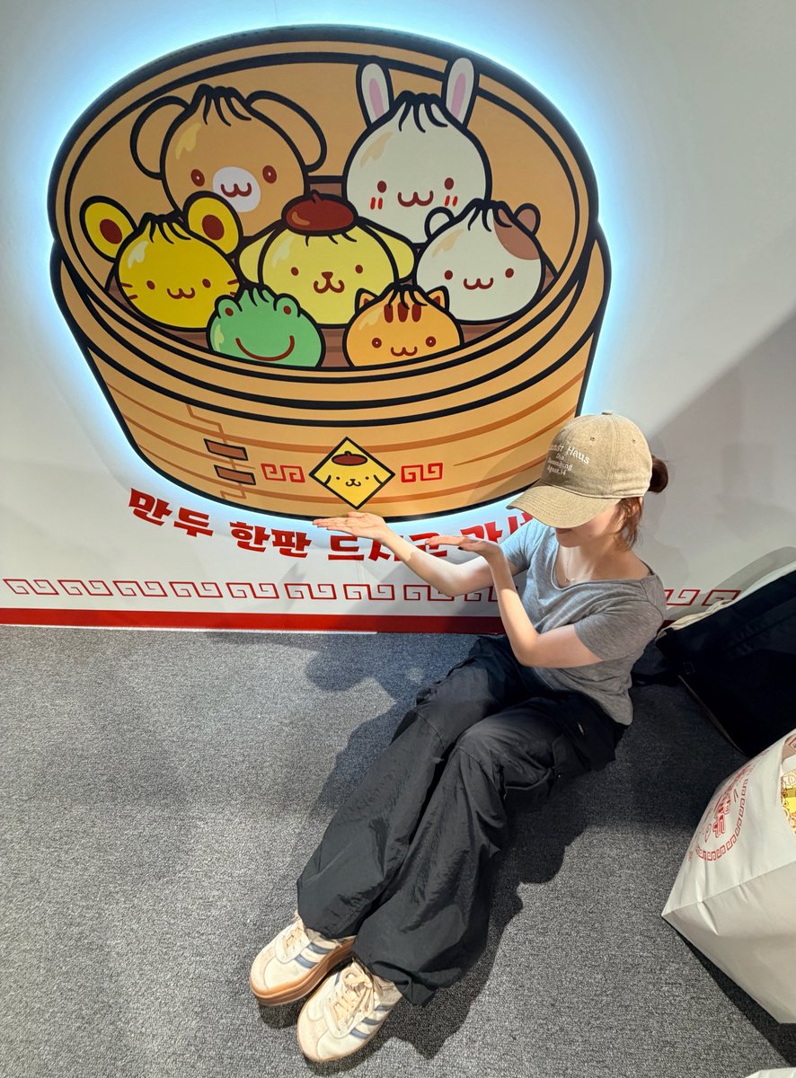 muhwa94's tweet photo. 폼폼푸린 팝업💛🤎
친구랑 오억 쓰기 완💸
위시였던 식기까지 get!!!
오Ł벽했던 ㅎΓ루๐ㅕㄸト.. ღ https://t.co/ahTvmKxc3N