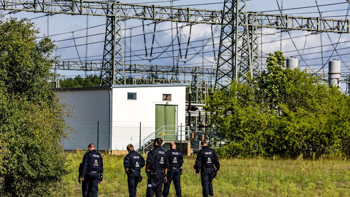 welt's tweet photo. „Russland dringt immer ungenierter in den Nato-Raum hinein“ https://t.co/NIH9qmKa8I https://t.co/tZwfb2vFy6
