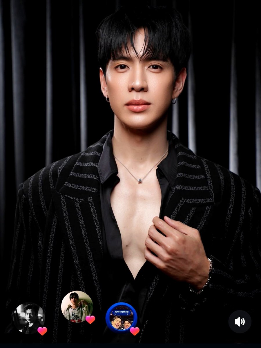 InzizT's tweet photo. Hello September ❤️ 

#JamFilm #แจมฟิล์ม https://t.co/FToflj8VeV