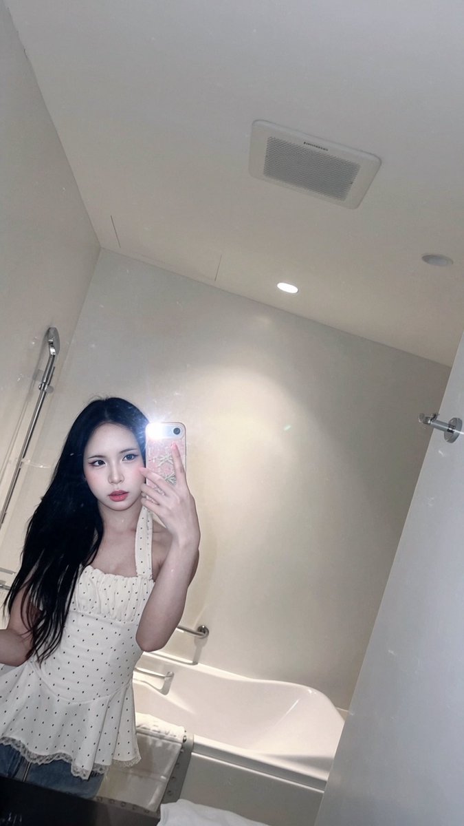 nampetch2606's tweet photo. เหงา #ladyboy #สาวสอง #อ่อนนุช https://t.co/CfeldffHQ8