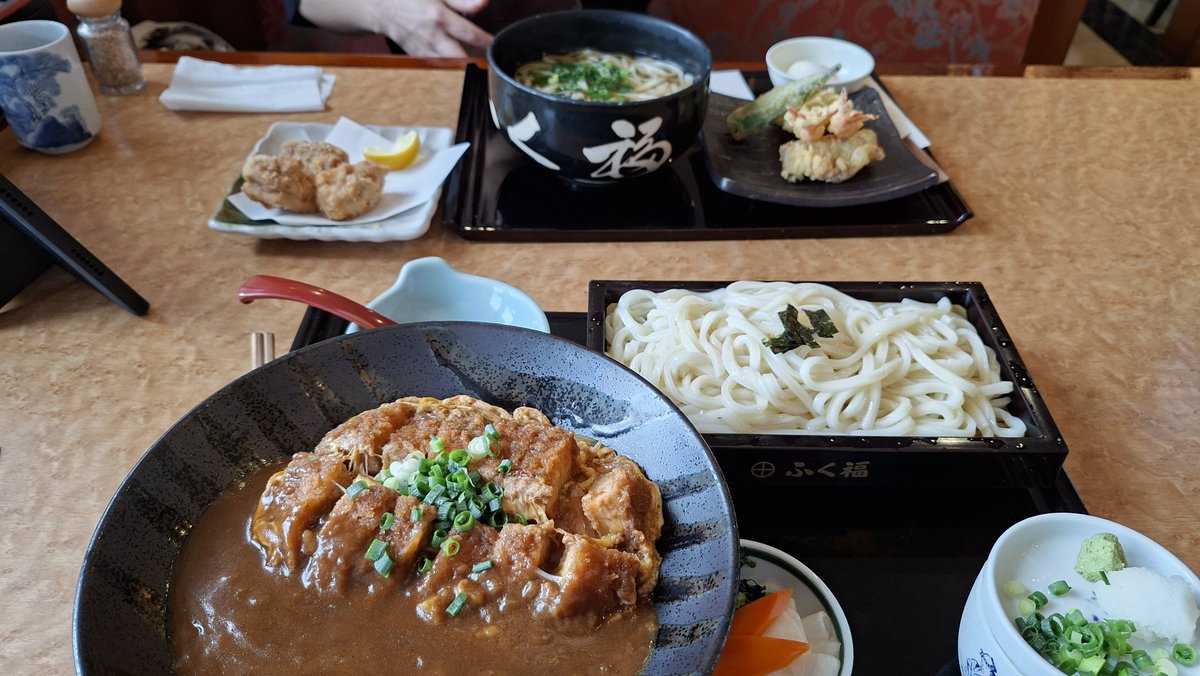 lenseji's tweet photo. 飯食ってmaimaiしたら雨がやんでるときに帰る！ https://t.co/v9ccUtJ1at