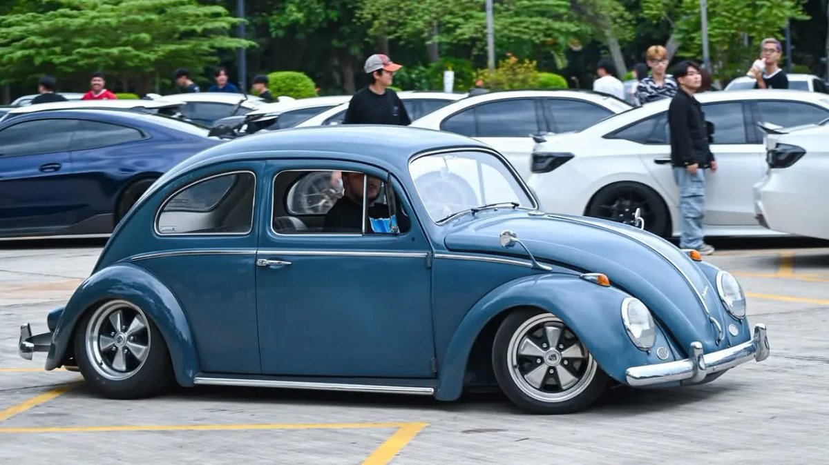 EpicDubs's tweet photo. ๐
#Volkswagen #VW #VwBeetle #Fuchs #VwType1 #AirCooledVW #ClassicVW #Vwbug #Stanced #DubLife https://t.co/r5WGliaHNQ